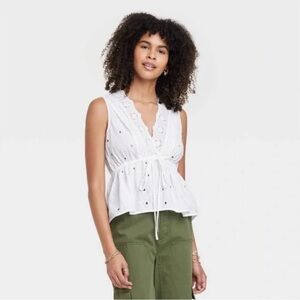 Universal Thread Women’s Eyelet Tank Top Size Extra Small White, Summer Top
